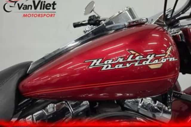 Harley-Davidson Roadking (2004) thumbnail 5