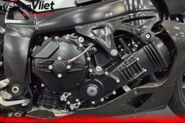 BMW K 1200R (2005) thumbnail 6