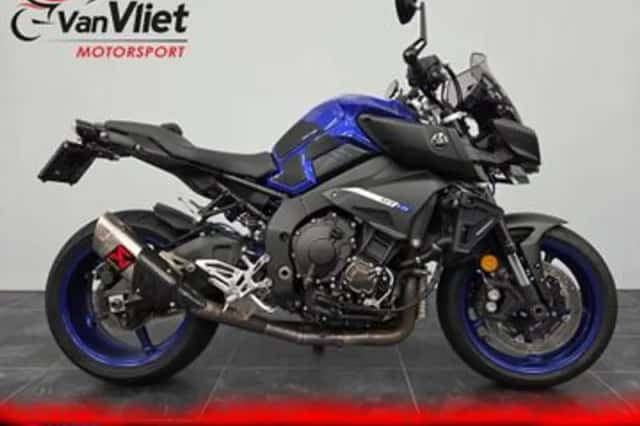 Yamaha MT-10 (2016) thumbnail 6