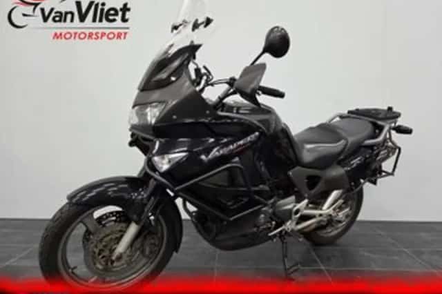 Honda XL 1000 V Varadero (2003) thumbnail 2