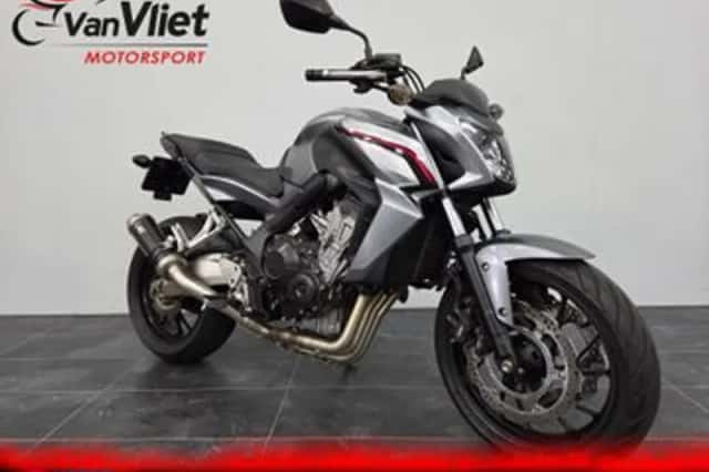 Honda CB650F (2016) thumbnail 1