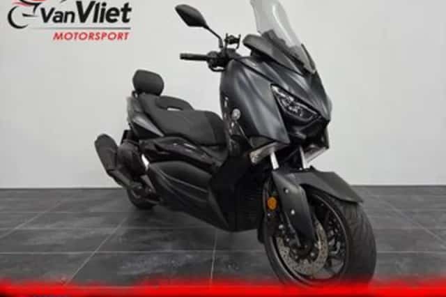Yamaha Xmax 400 Iron MAX (2019) thumbnail 1