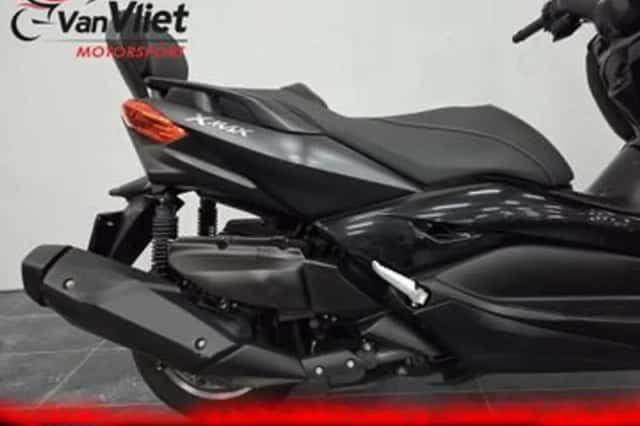Yamaha Xmax 400 Iron MAX (2019) thumbnail 4