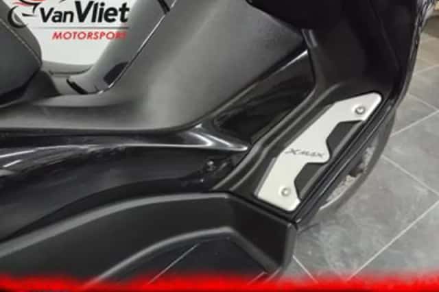 Yamaha Xmax 400 Iron MAX (2019) thumbnail 5