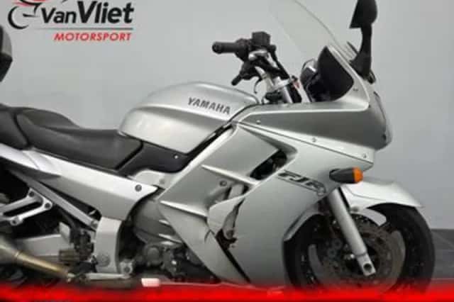 Yamaha FJR1300 (2002) thumbnail 3