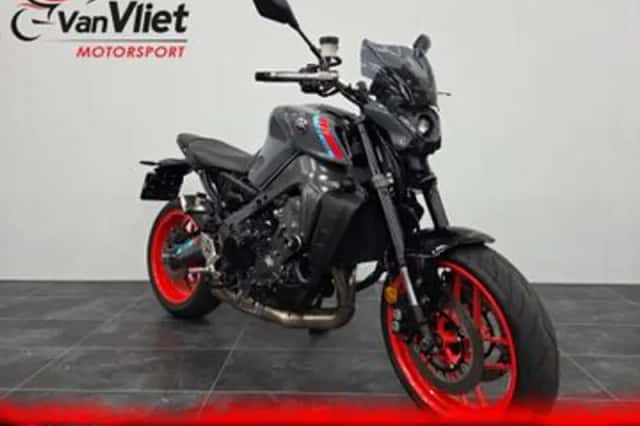 Yamaha MT-09 (2021) thumbnail 1