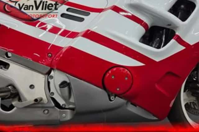 Honda CBR 1000 F (1991) thumbnail 5