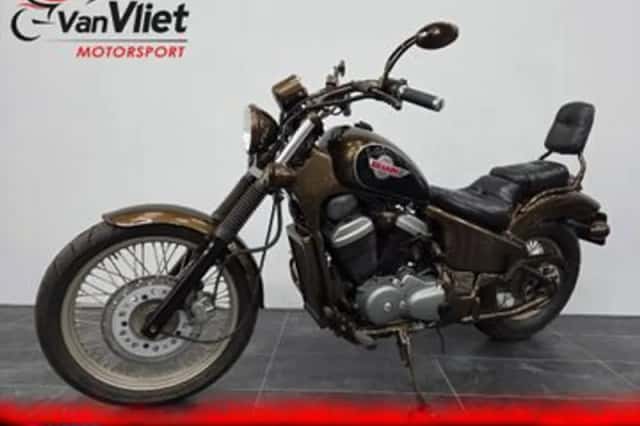 Honda VT 600 (1993) thumbnail 2