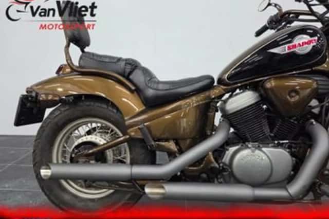 Honda VT 600 (1993) thumbnail 4
