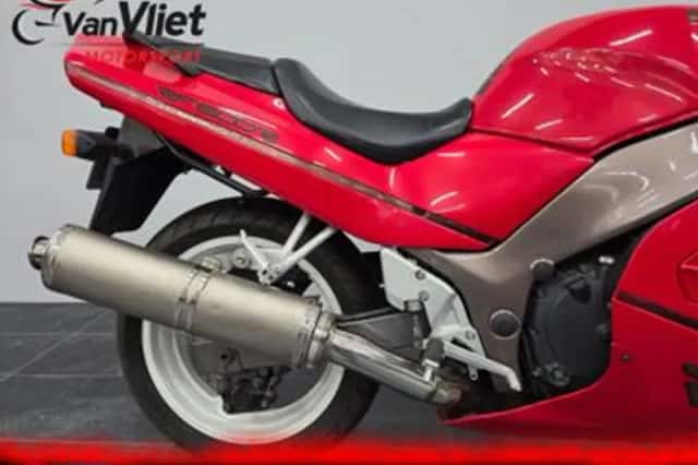 Suzuki RF 600 R (1996) thumbnail 4