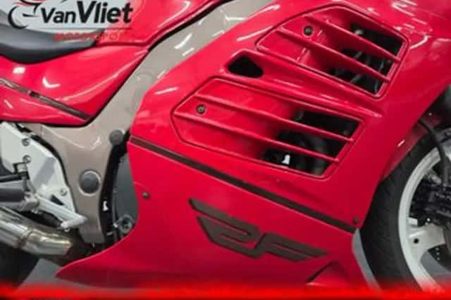 Suzuki RF 600 R (1996) thumbnail 6