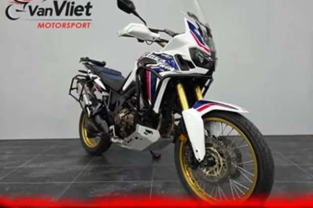 Honda CRF 1000 L Africa Twin (2017) thumbnail 1