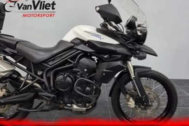 Triumph Tiger 800 XC (2012) thumbnail 3