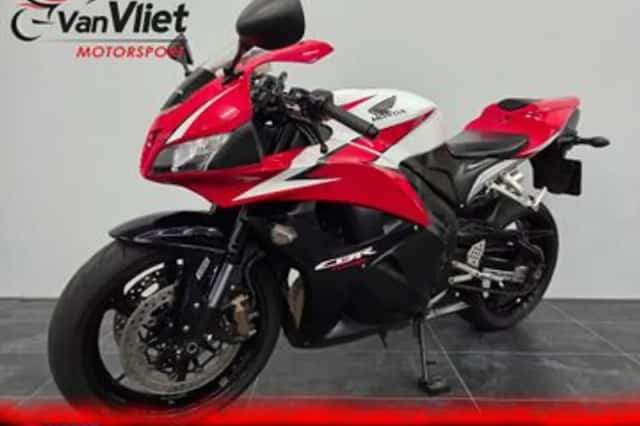 Honda CBR600RR (2009) thumbnail 2