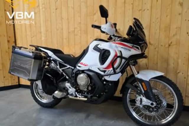 MV Agusta LXP Orioli (2025) thumbnail 2