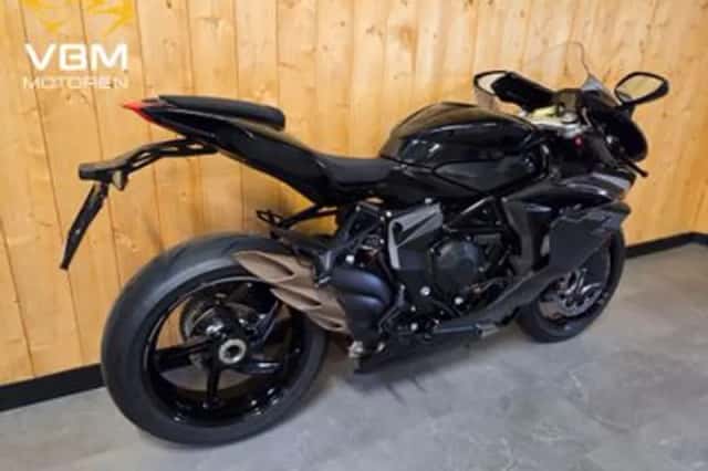 MV Agusta F3 800 (2023) thumbnail 3