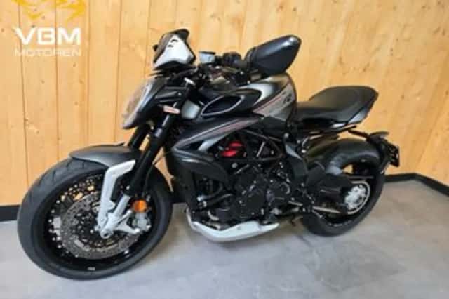 MV Agusta Dragster 800 (2021) thumbnail 5