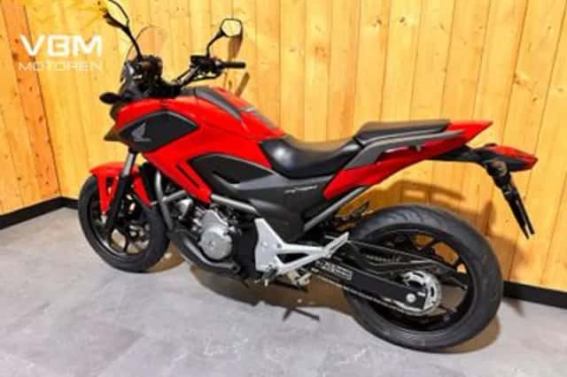Honda NC700X (2012) thumbnail 5