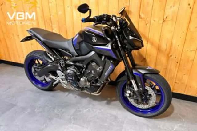 YAMAHA MT 09 ABS (2020) thumbnail 2