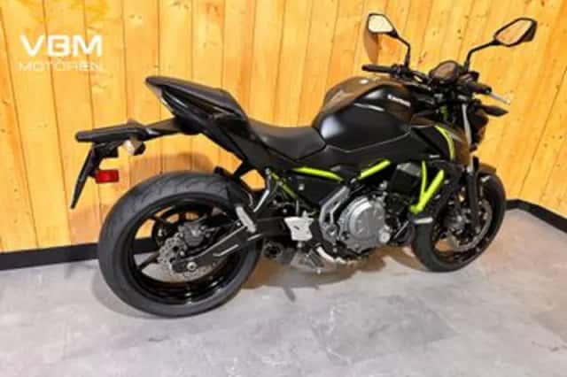 Kawasaki Z650 (2018) thumbnail 3