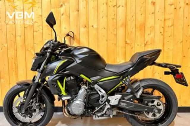 Kawasaki Z650 (2018) thumbnail 4