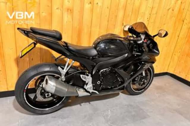 Suzuki GSX-R750 (2009) thumbnail 3