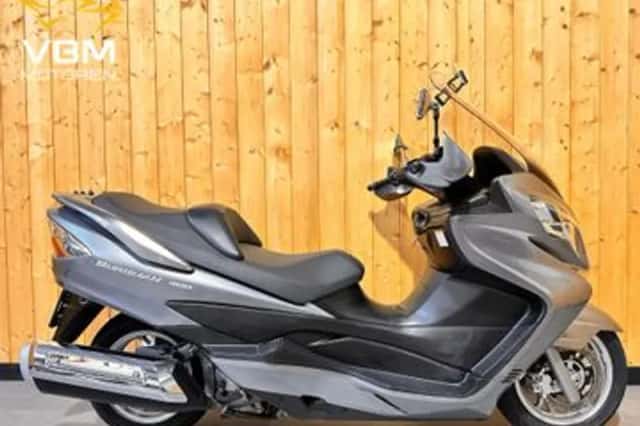 Suzuki AN 400 Burgman (2008) thumbnail 1