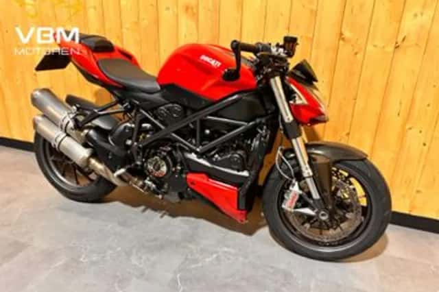Ducati Streetfighter 1098 (2010) thumbnail 2