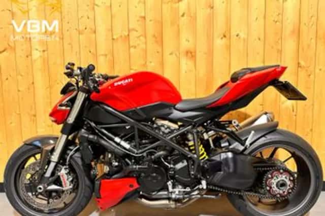 Ducati Streetfighter 1098 (2010) thumbnail 4