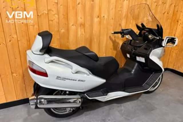 Suzuki AN 650 Burgman Executive (2011) thumbnail 3