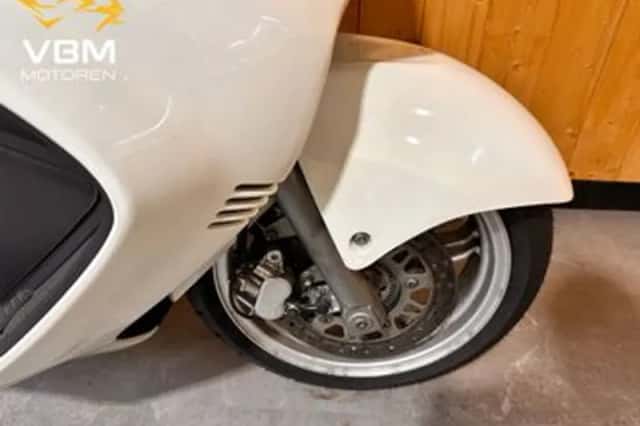 Suzuki AN 650 Burgman Executive (2011) thumbnail 5