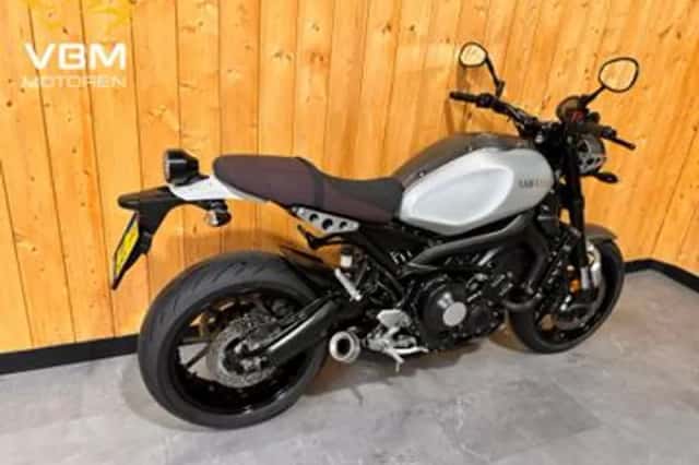 Yamaha XSR900 (2016) thumbnail 3