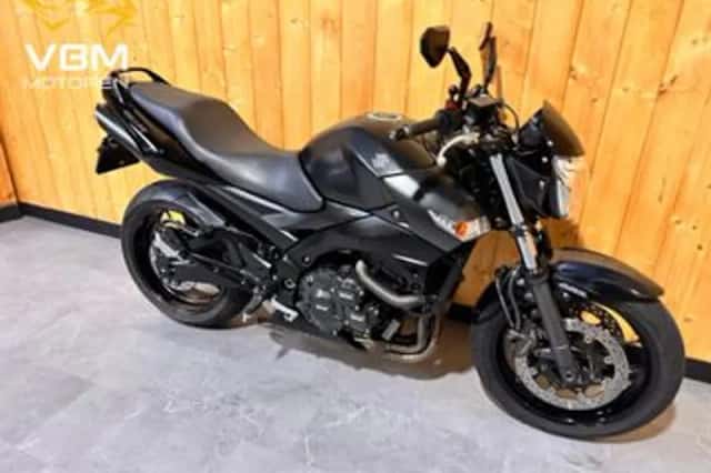 Suzuki GSR600 (2009) thumbnail 2