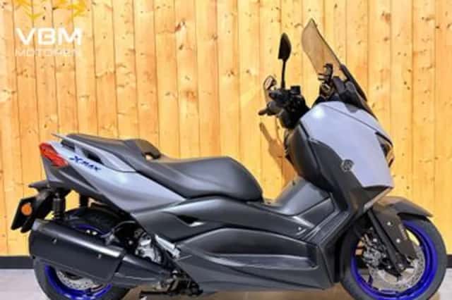 Yamaha X-MAX 300 (2021) thumbnail 1
