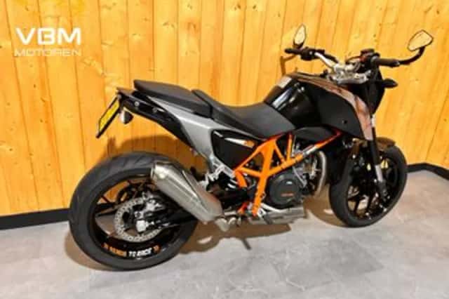 KTM 690 Duke (2013) thumbnail 3