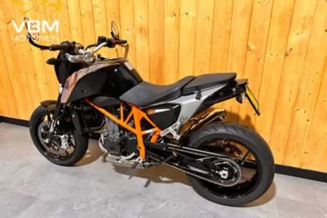 KTM 690 Duke (2013) thumbnail 6