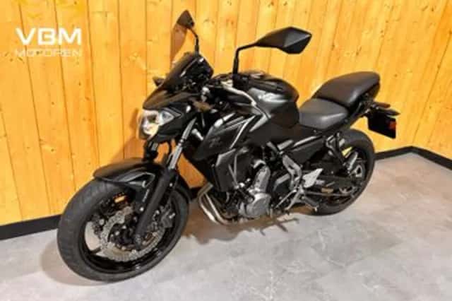 Kawasaki Z650 (2017) thumbnail 5