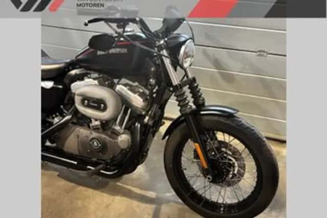 Harley-Davidson Sportster (2012) thumbnail 3