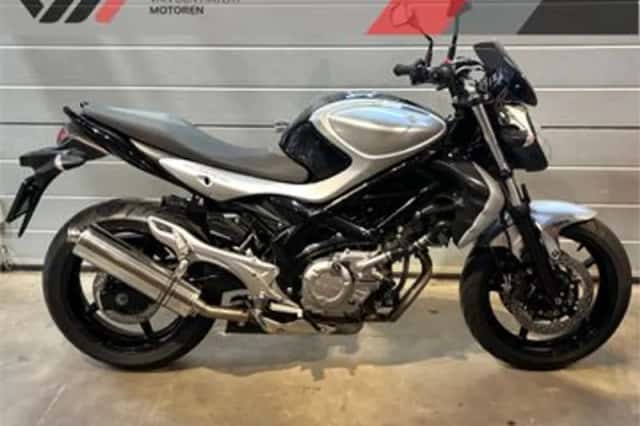 Suzuki SFV 650 Gladius (2011) thumbnail 1