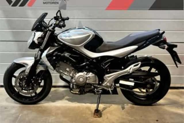 Suzuki SFV 650 Gladius (2011) thumbnail 4