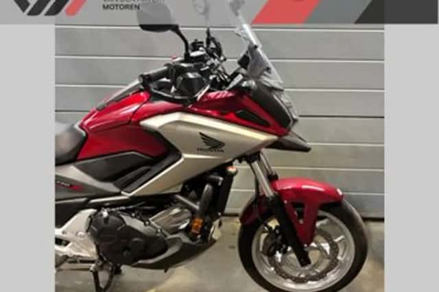 Honda NC750X (2017) thumbnail 3