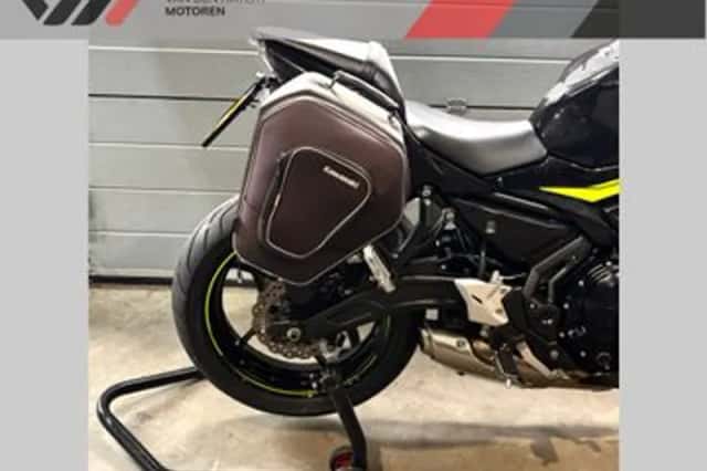 Kawasaki Ninja 650 (2021) thumbnail 3