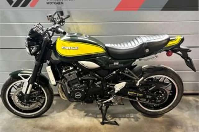 Kawasaki Z900RS (2025) thumbnail 5
