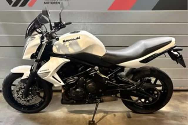 Kawasaki Er-6n (2009) thumbnail 5