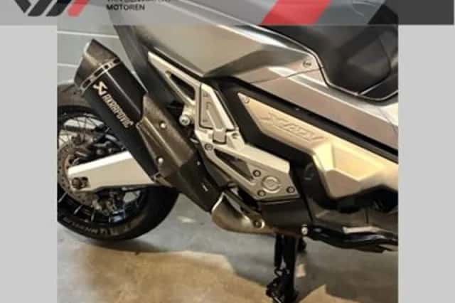 Honda X ADV (2017) thumbnail 3