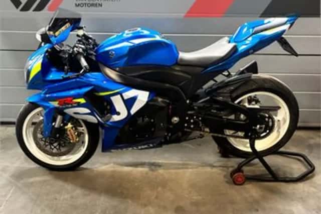 Suzuki GSX-R1000 (2015) thumbnail 5