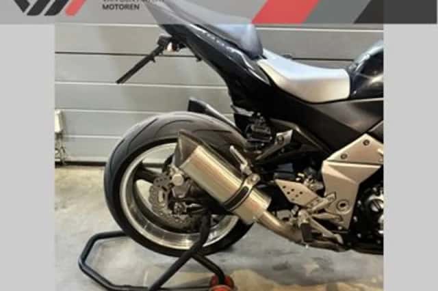 Kawasaki Z1000 (2007) thumbnail 4