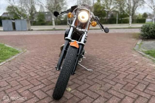 Harley-Davidson Chopper XLH 883 (1988) thumbnail 4