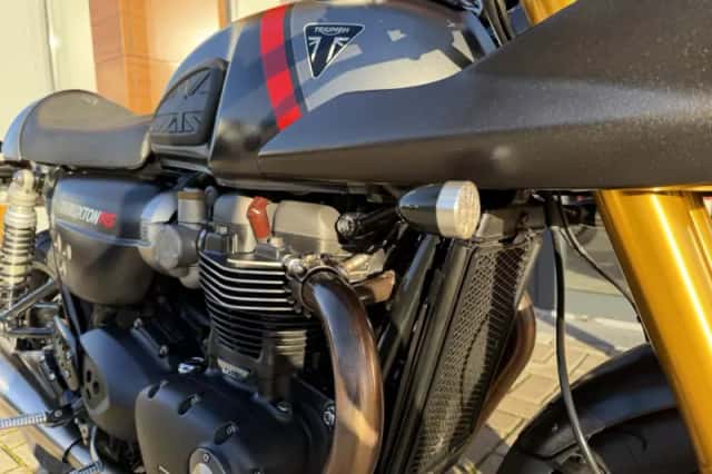Triumph Thruxton 1200 (2020) thumbnail 6