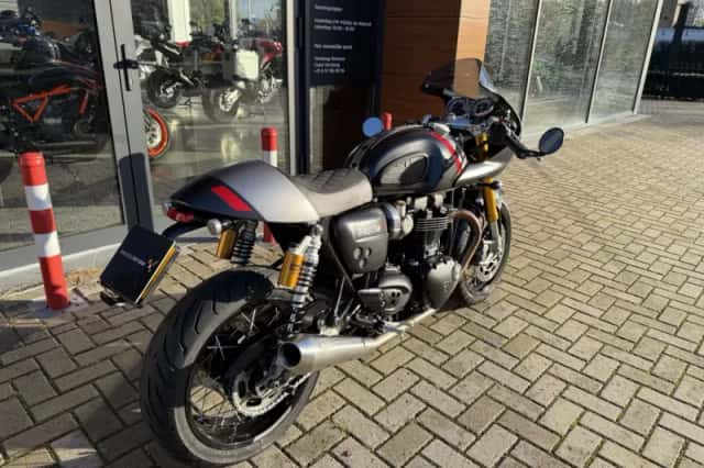 Triumph Thruxton 1200 (2020) thumbnail 3